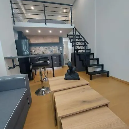 μ&σ στούντιο 2 * Volos